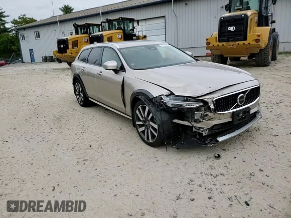 2023 Volvo V90 Ultimate with VIN YV4062NC5P1165587, listed as a Copart auction lot 57703405 with 27,860 mi miles and Salvage title. Bid and sale history available at DreamBid. Image 13.