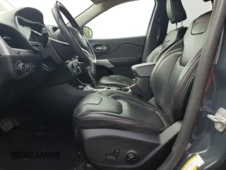 2018 Jeep Cherokee Trailhawk с VIN 1C4PJMBBXJD592860, выставлен на аукционе Copart как лот 60865145 с пробегом 124 130 миль миль и Чистый • Clean title. История ставок и продаж доступна на DreamBid. Изображение 7.