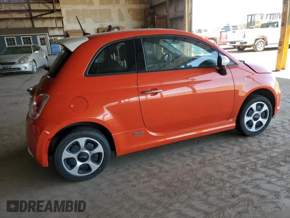 2015 FIAT 500e with VIN 3C3CFFGE6FT507288, listed as a Copart auction lot 61210945 with 47,512 mi miles and Clean title. Bid and sale history available at DreamBid. Image 3.
