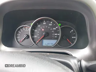 2016 Toyota RAV4 LE with VIN JTMZFREV0GJ063201, listed as a IAAI auction lot 41160385 with 190,190 mi miles. Bid and sale history available at carsss.com. Image 7.