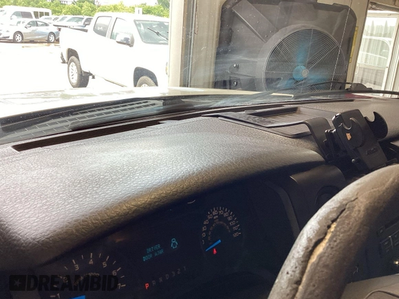 2013 Ford F-150 XL с VIN 1FTEX1EM1DFB38801, выставлен на аукционе IAAI как лот 42802202 с пробегом 196 915 миль миль и . История ставок и продаж доступна на DreamBid. Изображение 25.