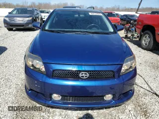 2009 Scion tC z VIN JTKDE167990286174, wystawiony jako Copart lot #49412835 z przebiegiem 91 031 mil mil oraz Nie do naprawy • Non repairable. Historia ofert i sprzedaży dostępna na DreamBid. Obrazek 5.