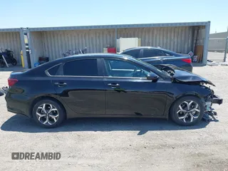 2021 Kia Forte LXS с VIN 3KPF24AD7ME341566, выставлен на аукционе IAAI как лот 42432261 с пробегом 29 039 миль миль и . История ставок и продаж доступна на DreamBid. Изображение 14.
