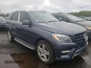 2013 Mercedes-Benz M 550 z VIN 4JGDA7DBXDA151247, wystawiony jako Copart lot #54742695 z przebiegiem 131 205 mil mil oraz Szkoda całkowita • Salvage title. Historia ofert i sprzedaży dostępna na DreamBid. Obrazek 4.