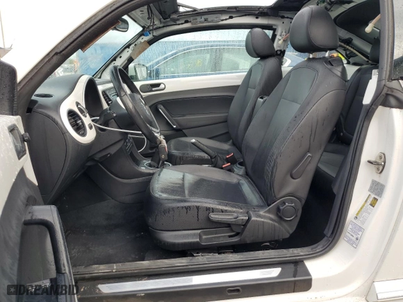 2012 Volkswagen Beetle 2.5L w/Sun/Sound/Nav PZEV with VIN 3VWHP7AT0CM651997, listed as a Copart auction lot 79121014 with 45,560 mi miles and Salvage Title. Bid and sale history available at carsss.com. Image 7.