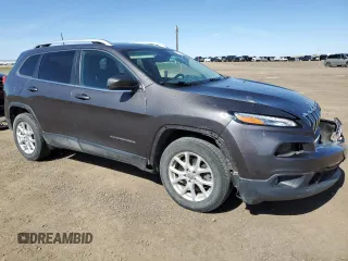 2017 Jeep Cherokee Latitude with VIN 1C4PJMCS6HD224703, listed as a Copart auction lot 54923395 with 154,006 mi miles and Salvage Title. Bid and sale history available at carsss.com. Image 4.
