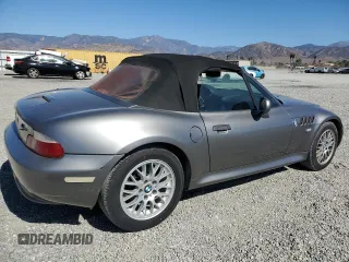2001 BMW Z3 2.5i with VIN WBACN33491LM03874, listed as a Copart auction lot 77382024 with 268,283 mi miles and Clean Title. Bid and sale history available at carsss.com. Image 3.