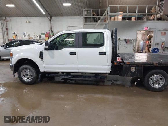2022 Ford F-250 XL z VIN 1FT7W2B65NEC60608, wystawiony jako IAAI lot #42566725 z przebiegiem 169 011 mil mil oraz . Historia ofert i sprzedaży dostępna na DreamBid. Obrazek 14.