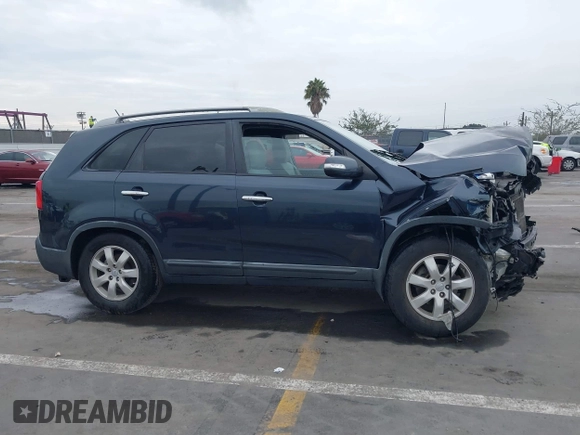 2012 Kia Sorento LX with VIN 5XYKT4A68CG265094, listed as a IAAI auction lot 41712956 with 1 mi miles. Bid and sale history available at carsss.com. Image 13.