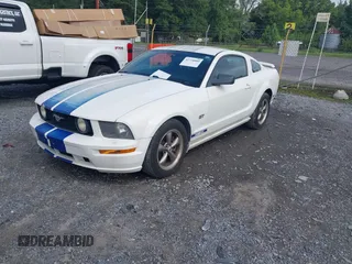 2006 Ford Mustang GT Deluxe with VIN 1ZVFT82H365250974, listed as a IAAI auction lot 42718000 with 130,936 mi miles and . Bid and sale history available at DreamBid. Image 17.