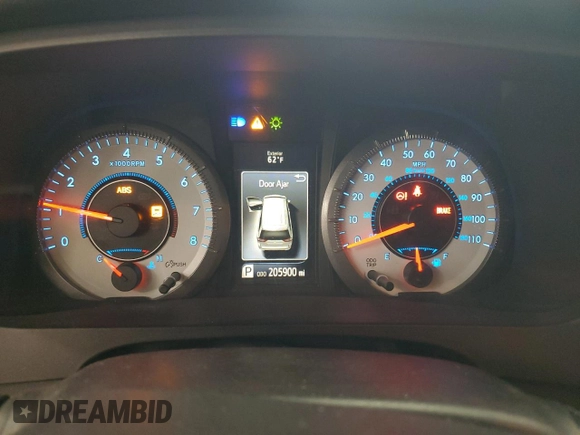 2017 Toyota Sienna SE with VIN 5TDXZ3DC2HS816940, listed as a Copart auction lot 52924865 with 205,900 mi miles and Salvage Title. Bid and sale history available at carsss.com. Image 9.