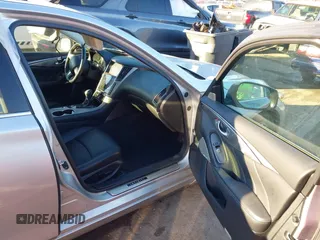 2017 Infiniti Q50 Premium with VIN JN1EV7AR7HM832424, listed as a IAAI auction lot 41372421 with 65,140 mi miles and . Bid and sale history available at DreamBid. Image 5.