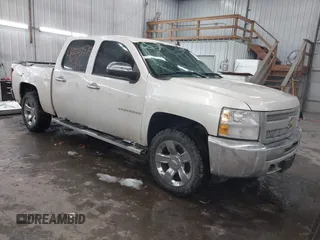 2012 Chevrolet Silverado 1500 LT with VIN 3GCPKSE75CG269329, listed as a IAAI auction lot 41337570 with Not Provided miles and . Bid and sale history available at DreamBid. Image 1.