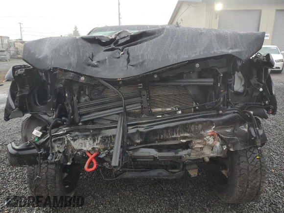 2021 GMC Sierra 1500 AT4 with VIN 1GTU9EET3MZ214568, listed as a Copart auction lot 83029864 with 0 mi miles and Salvage Title. Bid and sale history available at carsss.com. Image 12.