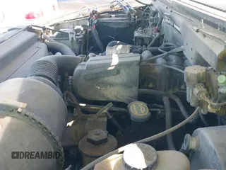 2001 Ford F-150 XL с VIN 2FTZF07221CA45965, выставлен на аукционе IAAI как лот 41621617 с пробегом 190 372 миль миль и . История ставок и продаж доступна на DreamBid. Изображение 12.