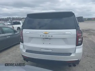 2023 Chevrolet Tahoe High Country z VIN 1GNSCTKL1PR544951, wystawiony jako IAAI lot #42113529 z przebiegiem 33 106 mil mil oraz . Historia ofert i sprzedaży dostępna na DreamBid. Obrazek 16.