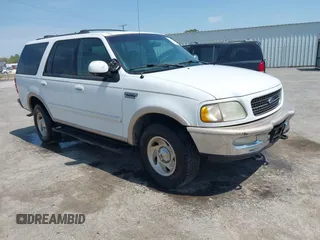 1998 Ford Expedition XLT z VIN 1FMPU18L6WLB88632, wystawiony jako IAAI lot #42018458 z przebiegiem 172 100 mil mil oraz . Historia ofert i sprzedaży dostępna na DreamBid. Obrazek 1.