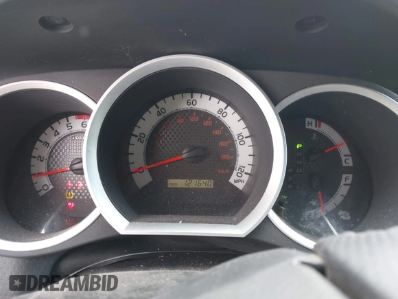2015 Toyota Tacoma z VIN 5TFLU4EN5FX118378, wystawiony jako IAAI lot #41609943 z przebiegiem 121 640 mil mil oraz . Historia ofert i sprzedaży dostępna na DreamBid. Obrazek 7.
