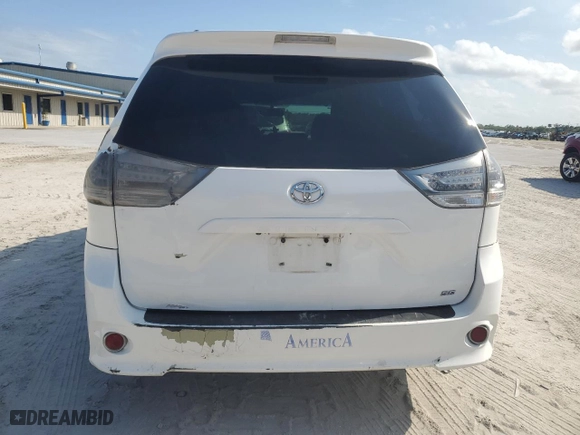 2015 Toyota Sienna SE with VIN 5TDXK3DC6FS625054, listed as a Copart auction lot 52951115 with 251,539 mi miles and Clean Title. Bid and sale history available at carsss.com. Image 6.
