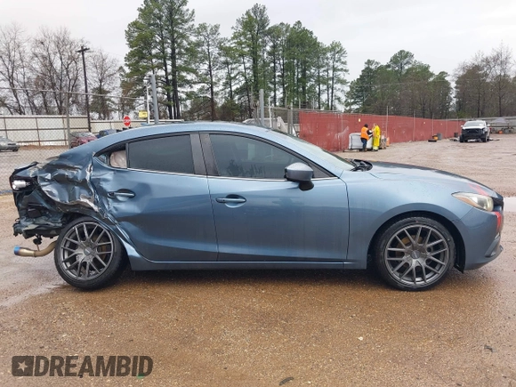 2014 Mazda 3 i Grand Touring with VIN JM1BM1W74E1169186, listed as a IAAI auction lot 41718063 with 113,022 mi miles and . Bid and sale history available at carsss.com. Image 14.