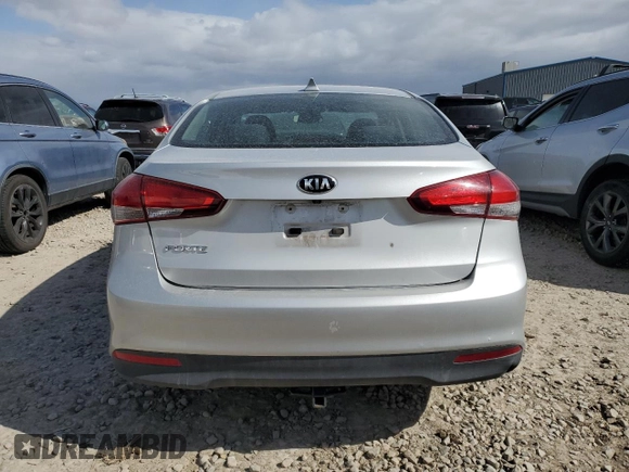2018 Kia Forte LX with VIN 3KPFL4A70JE214421, listed as a Copart auction lot 47562495 with 86,213 mi miles and Salvage Title. Bid and sale history available at carsss.com. Image 6.