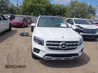 2023 Mercedes-Benz GLB 250 z VIN W1N4M4GB4PW298282, wystawiony jako IAAI lot #42038985 z przebiegiem 18 099 mil mil oraz . Historia ofert i sprzedaży dostępna na DreamBid. Obrazek 13.