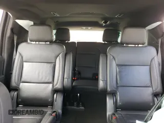2021 Chevrolet Suburban LT z VIN 1GNSKCKD4MR362443, wystawiony jako Copart lot #55284375 z przebiegiem 153 049 mil mil oraz Szkoda całkowita • Salvage title. Historia ofert i sprzedaży dostępna na DreamBid. Obrazek 10.