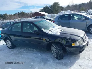 1998 Audi A4 с VIN WAUCB28DXWA078537, выставлен на аукционе IAAI как лот 41618778 с пробегом 234 824 миль миль и . История ставок и продаж доступна на DreamBid. Изображение 13.
