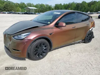 2021 Tesla Model Y Long Range z VIN 5YJYGDEE8MF208774, wystawiony jako Copart lot #54593265 z przebiegiem 65 815 mil mil oraz Szkoda całkowita • Salvage title. Historia ofert i sprzedaży dostępna na DreamBid. Obrazek 1.