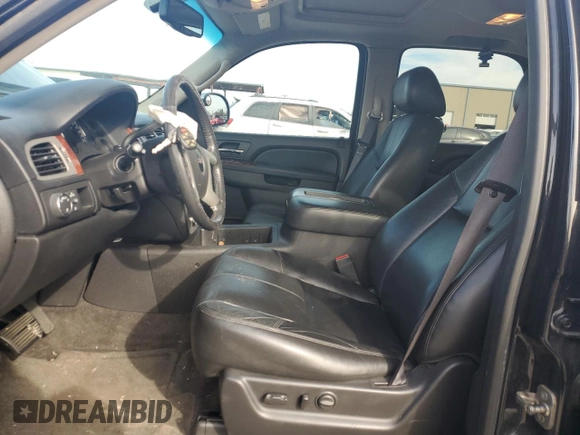 2012 GMC Yukon SLT with VIN 1GKS1CE06CR262447, listed as a Copart auction lot 83617054 with 223,578 mi miles and Clean Title. Bid and sale history available at carsss.com. Image 7.