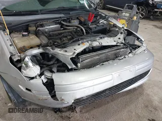 2004 Ford Focus SE with VIN 1FAFP34Z54W177376, listed as a IAAI auction lot 41934423 with 61,040 mi miles and . Bid and sale history available at carsss.com. Image 6.