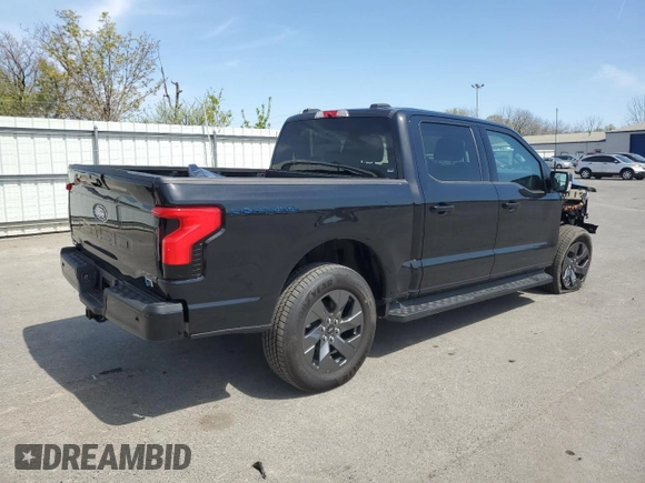 2024 Ford F-150 Lightning Flash с VIN 1FT6W3L74RWG03112, выставлен на аукционе Copart как лот 53782695 с пробегом 1 721 миль миль и Списание • Salvage title. История ставок и продаж доступна на DreamBid. Изображение 3.