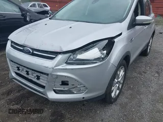 2016 Ford Escape Titanium with VIN 1FMCU9J93GUC55811, listed as a IAAI auction lot 41961519 with 99,878 mi miles. Bid and sale history available at carsss.com. Image 6.