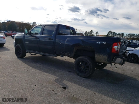 2008 Chevrolet Silverado 3500HD SRW LT w/1LT with VIN 1GCHK33698F172292, listed as a Copart auction lot 82207084 with 355,018 mi miles and Salvage Title. Bid and sale history available at carsss.com. Image 2.