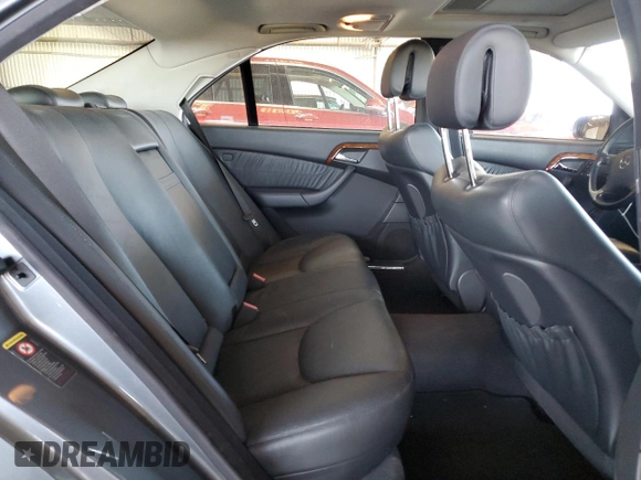 2005 Mercedes-Benz S 500 with VIN WDBNG75J05A456253, listed as a Copart auction lot 60942685 with 290,351 mi miles and Clean title. Bid and sale history available at DreamBid. Image 10.