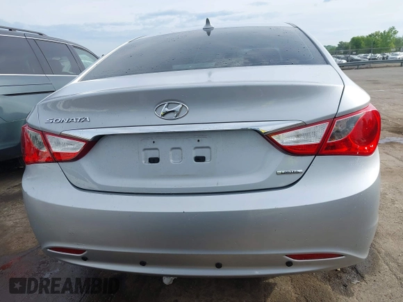 2011 Hyundai Sonata Limited z VIN 5NPEC4AC7BH079458, wystawiony jako IAAI lot #42083372 z przebiegiem 105 683 mil mil oraz . Historia ofert i sprzedaży dostępna na DreamBid. Obrazek 16.