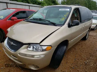 2000 Chrysler Town & Country LXi with VIN 1C4GP54L8YB707259, listed as a Copart auction lot 66407674 with 0 mi miles and Non Repairable. Bid and sale history available at carsss.com. Image 2.