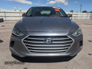 2018 Hyundai Elantra SEL z VIN 5NPD84LF0JH250764, wystawiony jako Copart lot #56933485 z przebiegiem 80 807 mil mil oraz Szkoda całkowita • Salvage title. Historia ofert i sprzedaży dostępna na DreamBid. Obrazek 5.