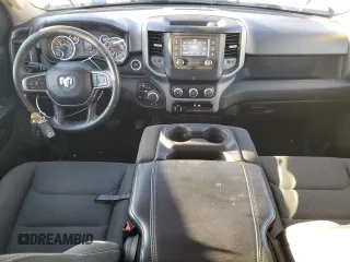 2019 Ram 1500 Tradesman z VIN 1C6SRFCT9KN738027, wystawiony jako Copart lot #87824045 z przebiegiem 198 889 mil mil oraz Czysty tytuł • Clean title. Historia ofert i sprzedaży dostępna na DreamBid. Obrazek 8.