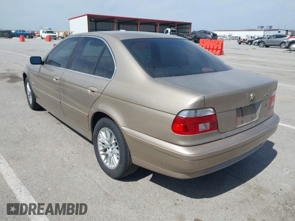 2001 BMW 5 Series 530iA with VIN WBADT63401CF04333, listed as a IAAI auction lot 41798119 with 1 mi miles. Bid and sale history available at carsss.com. Image 3.