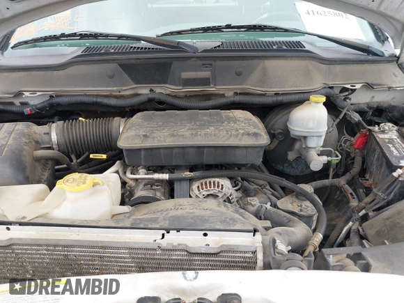 2007 Dodge 1500 ST with VIN 1D7HU18P27J600043, listed as a IAAI auction lot 41625802 with 170,706 mi miles and . Bid and sale history available at DreamBid. Image 10.