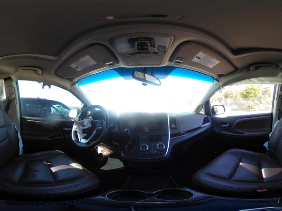2016 Toyota Sienna XLE with VIN 5TDYK3DC8GS758226, listed as a IAAI auction lot 41894191 with 107,233 mi miles and . Bid and sale history available at DreamBid. Image 18.