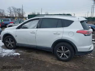 2017 Toyota RAV4 XLE with VIN 2T3RFREV4HW673525, listed as a IAAI auction lot 41503904 with 75,281 mi miles. Bid and sale history available at carsss.com. Image 3.
