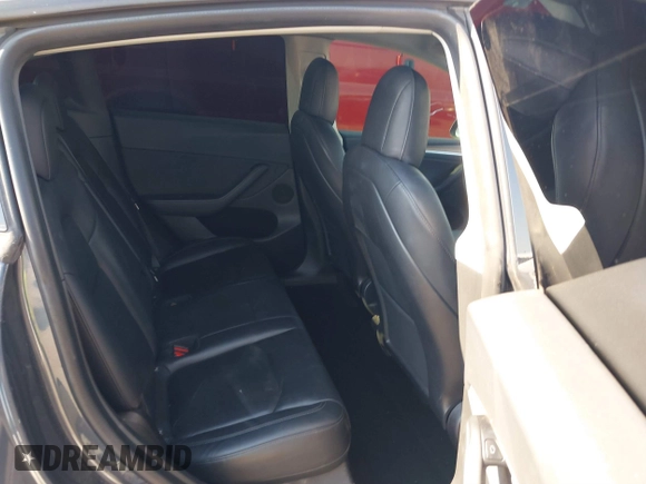2022 Tesla Model Y Long Range z VIN 7SAYGDEE4NF522698, wystawiony jako IAAI lot #41287885 z przebiegiem 82 306 mil mil oraz . Historia ofert i sprzedaży dostępna na DreamBid. Obrazek 8.