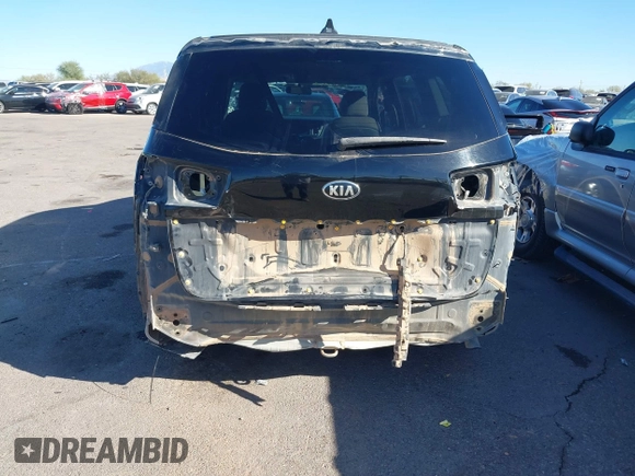 2020 Kia Sedona EX with VIN KNDMB5C11L6594029, listed as a IAAI auction lot 40951800 with 164,989 mi miles. Bid and sale history available at carsss.com. Image 6.