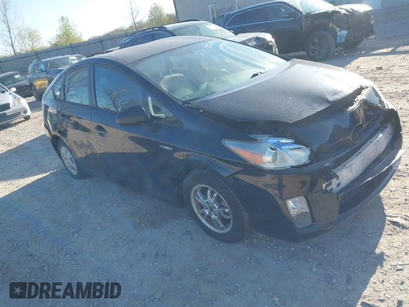 2010 Toyota Prius II with VIN JTDKN3DU0A5209672, listed as a IAAI auction lot 42057108 with 111,162 mi miles. Bid and sale history available at carsss.com. Image 1.