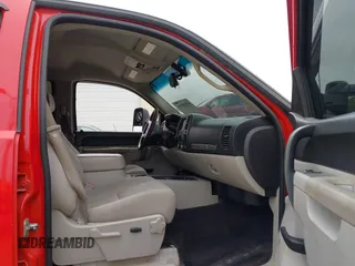 2011 Chevrolet Silverado 1500 LT with VIN 3GCPKSE36BG189128, listed as a IAAI auction lot 41919134 with 224,635 mi miles and . Bid and sale history available at DreamBid. Image 5.