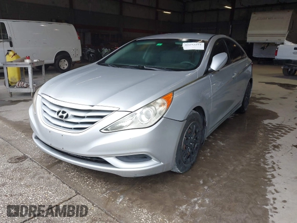 2011 Hyundai Sonata GLS with VIN 5NPEB4AC1BH241975, listed as a IAAI auction lot 42243194 with 224,825 mi miles and . Bid and sale history available at DreamBid. Image 2.