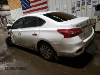 2018 Nissan Sentra S z VIN 3N1AB7AP8JY343412, wystawiony jako Copart lot #48033835 z przebiegiem 56 222 mil mil oraz Szkoda całkowita • Salvage title. Historia ofert i sprzedaży dostępna na DreamBid. Obrazek 2.