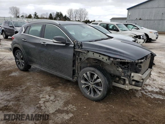 2018 Infiniti QX30 Luxury with VIN SJKCH5CR2JA058150, listed as a Copart auction lot 42231625 with 185,099 mi miles and Clean title. Bid and sale history available at DreamBid. Image 4.